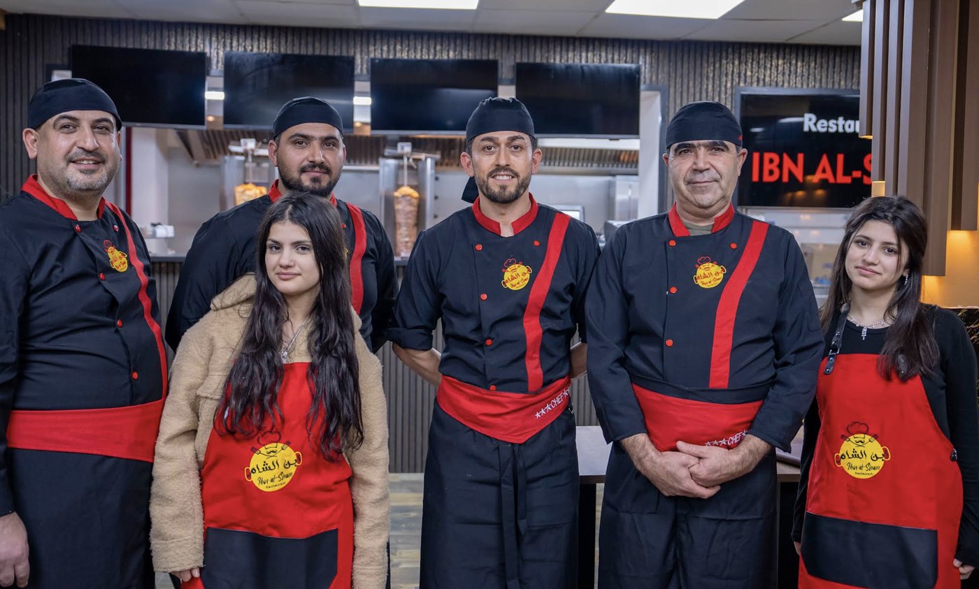 Het team van Ibn al-Sham voor de grill